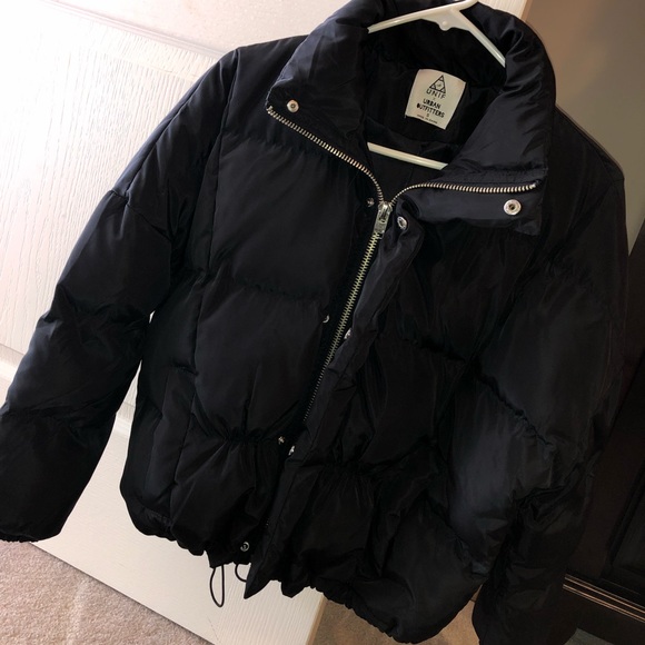 unif certa puffer jacket black